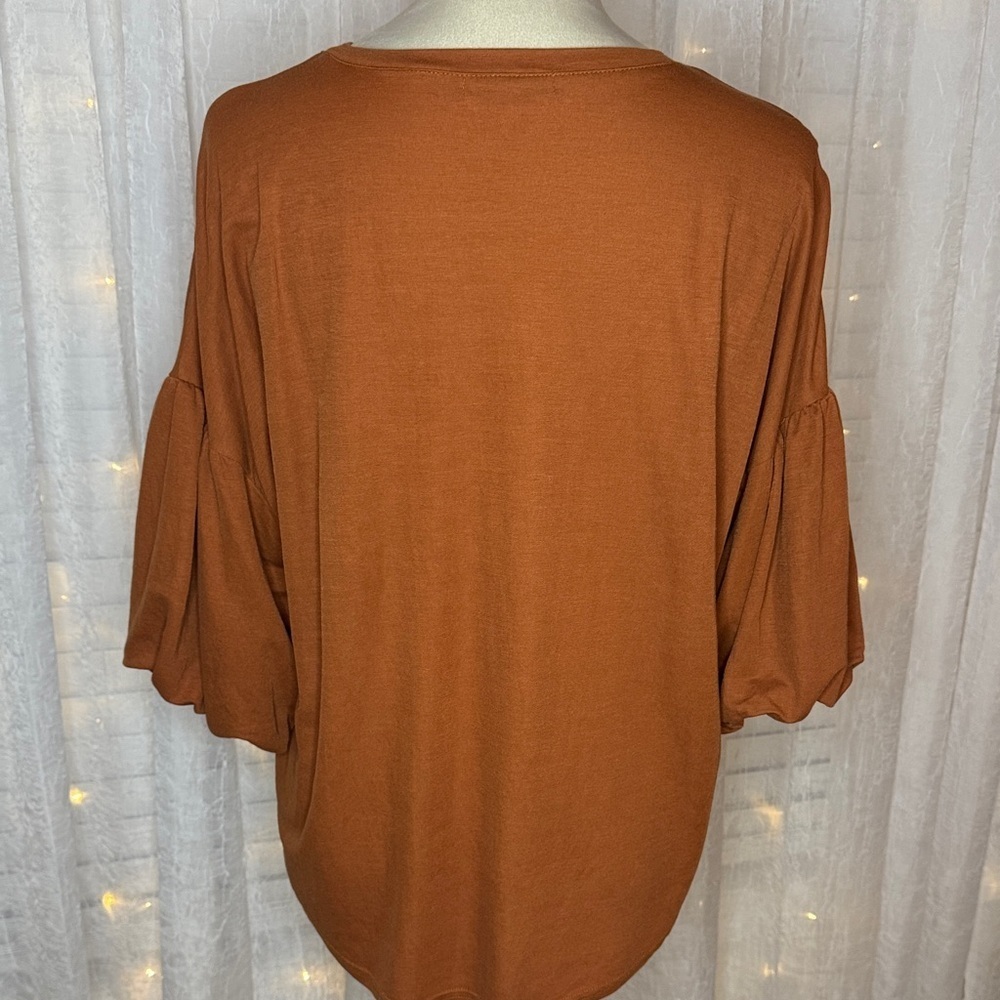 Miou Muse Women's Rust Blouse with Balloon Sleeves - Picture 5 of 8